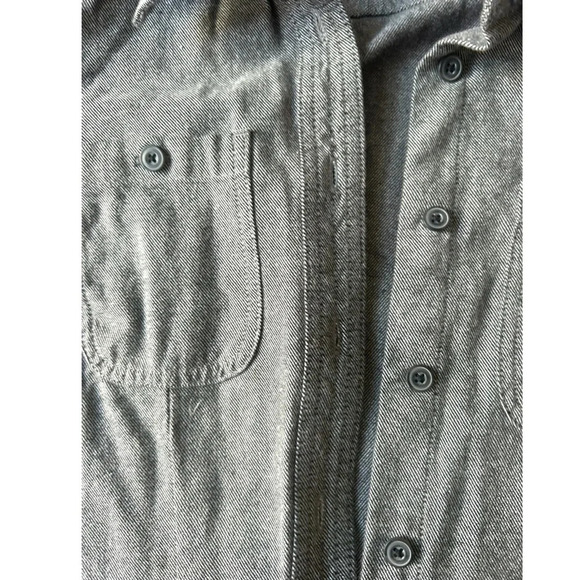 Duluth trading Company Gray button up Women’s Size Extra Small - Picture 6 of 15